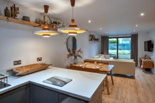 Finest Retreats - Plymouth City Apartment - 3