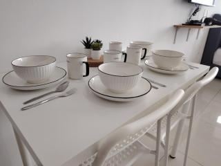 Mount Austin IKEA Toopen 10 mins - B211 City View - 6