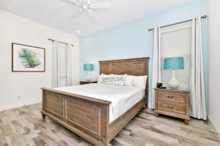 This Pink Cottage Near Disney With Margaritaville Resort & Island H20 Access - 8141Su - 7