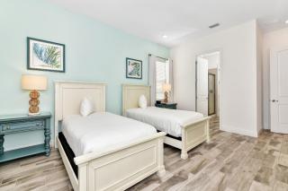 This Pink Cottage Near Disney With Margaritaville Resort & Island H20 Access - 8141Su - 6