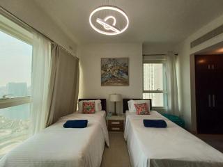 Exclusive Sea-View 2BR Apartment with Fireworks View in New-year eve - 9