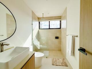 Sunset Terrace at Naumi, Ocean Views & Beach Club - 6