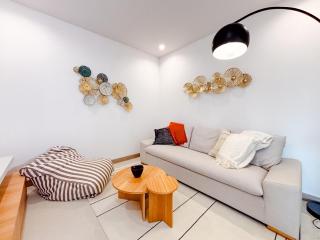 Sunset Terrace at Naumi, Ocean Views & Beach Club - 3