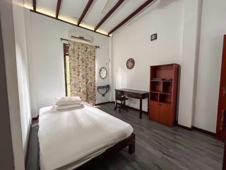 Serene 2BR Vacation Home AC Suburban Sanctuary - 4