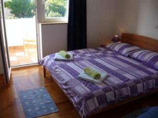 Apartment Nette Ferienwohnung mit Whirlpool und Garten by Interhome - 3