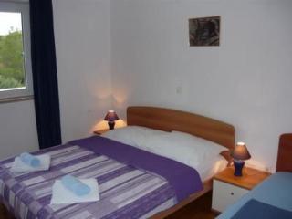 Apartment Nette Ferienwohnung mit Whirlpool und Garten by Interhome - 2