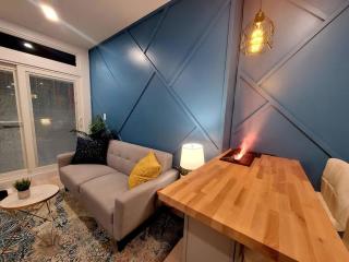 Luxury Downtown Apartment near casino and riverfront - 4