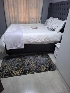 Cosy Cottage Apartments 4 - 6