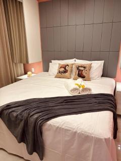 Mahalo Exclusive Boutique - 2