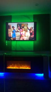 Luxury 1 Bedroom Back House In Lakeside - 9