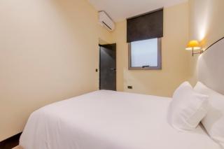 Elegancia en Justicia para 3, Hernán Cortes 12 E2 - 7