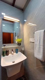 Elegant Resort Hiriketiya - 7