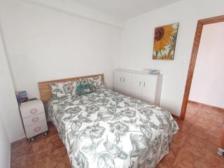 California Suite - All-day Sunny 2-Bedroom Apartment - 4