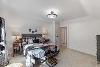 Private Rooms in a Spacious 4-Bedroom Home - 7