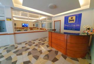 Denzel's Cosy Inn - 7