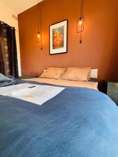 Sliema Central with Balcony Airconditioned and Comfortable Self Check IN - 7