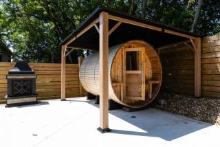 Home Away from Home 3 Close to KCI Airport, Weston - 3