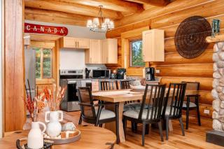 Rustic Cabin Hideaway with BBQ Fire Pit and Mtn Views - 8