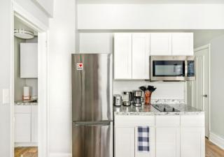 Upper West Side Furnished 1 Bedroom Apartment - 1