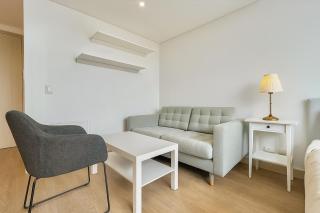 Central Loft Near Airport, US Embassy & Corferias - 3