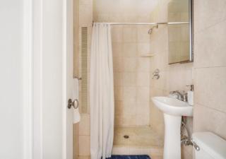 Charming UES Studio, Walk to Subway & Central Park - 1