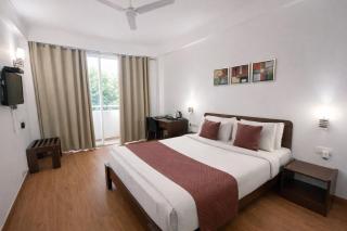 EMBLEM - Arjun Marg, Golf Course road Gurgaon - 1