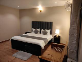 The Cozy Clouds Hill Stay - 7