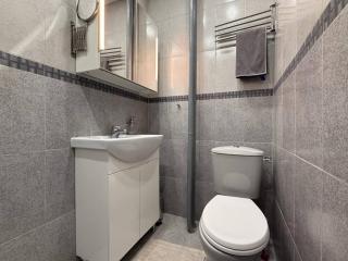 Central 2BR Near Vitosha - Calm, Spacious Stay - 2