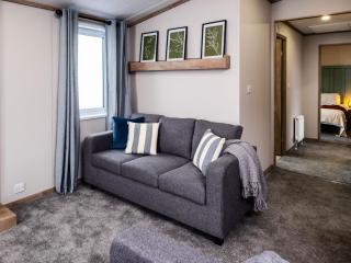 No 12 - Cedar Lodge - 7