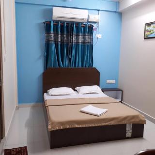 Monarch Homestay - 4