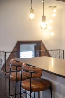 Elegant Downtown Stay, Near Bell Centre MTL - 3