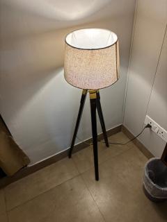 Cozy yard Modern Minimal Studio, Spectrum Mall - 8