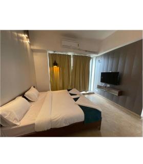 Cozy yard Modern Minimal Studio, Spectrum Mall - 5