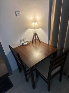 Cozy yard Modern Minimal Studio, Spectrum Mall - 3