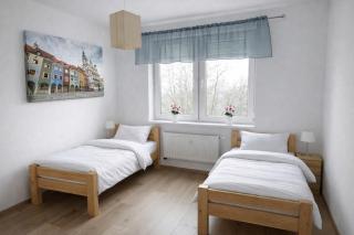 Dom Tobie bliski APARTAMENT W PARKU WARTA PRYWATNA KUCHNIA LAZIENKA PARKING - 8