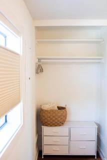 Entire house New Reno w AC Pet friendly gated back - 4