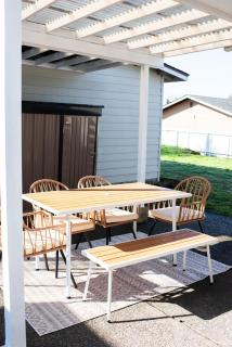 Entire house New Reno w AC Pet friendly gated back - 1