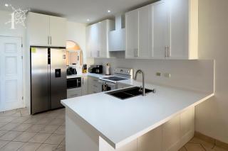 Sunrise #26 Best Priced 2BR -Ideal Location - Views - 4