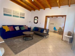 Nefele - Athens Airport Home - 3