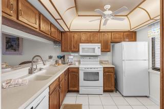 Bayview Bliss Near the Beach with Resort Amenities & Sunroom - Serenity by the Shore - 6