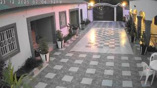 Cutting Edge Guest House - 8