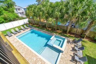 Commander's Retreat - 9