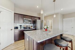 Lakeside Serenity at Kimberling Crossing - 2