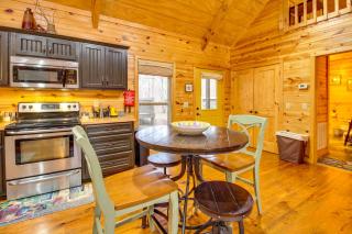 Hot Tub and Fire Pit Wooded Cabin Near DeSoto Park! - 4