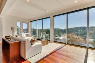 Chic Villa with Infinity Pool 10 Mi to Downtown! - 6