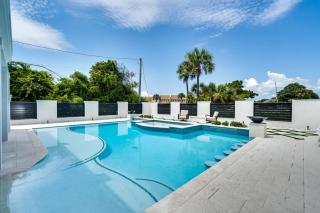 Absolutely Perfect - 9