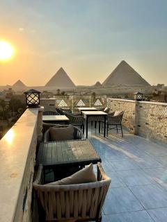 First pyramids view inn - 3