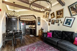 Harry Potter unit Near Disney SeaWorld - 4