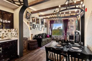 Harry Potter unit Near Disney SeaWorld - 3