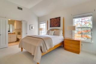 Chic Villa with Infinity Pool 10 Mi to Downtown! - 6